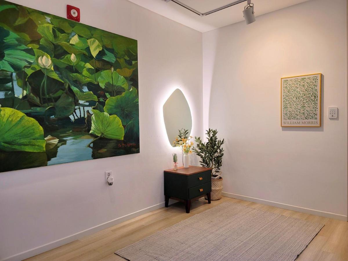 Gallery Family Hotel Мокпо Экстерьер фото